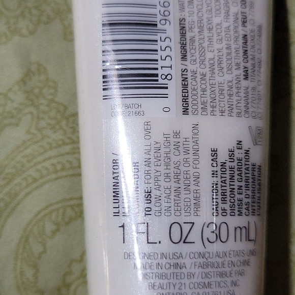 L.A.Girl Luminous Glow skin illuminator MoonLight - Picture 5 of 5